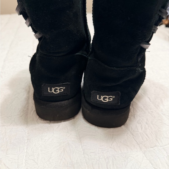 UGG Black Winter Boots - Picture 2 of 5